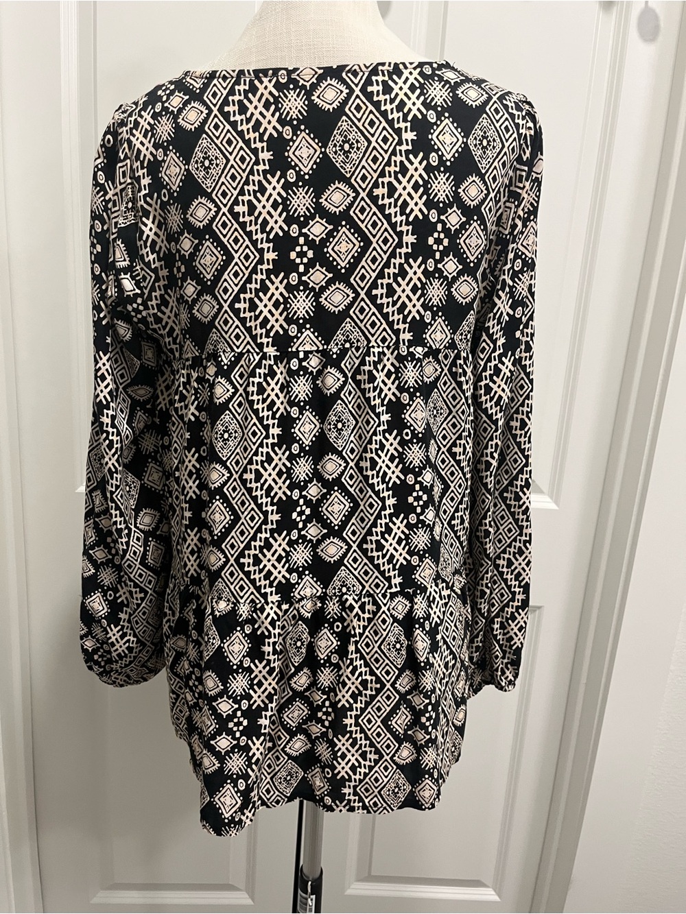 Savanna Jane Small Black Popover Geometric Peasant Blouse Top Colorful Casual - Picture 2 of 13